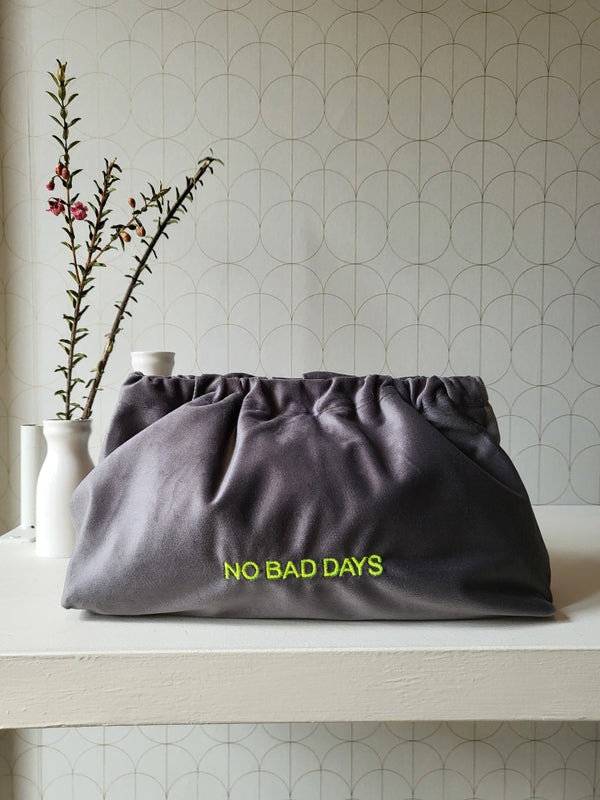 Clutch in velluto|NO BAD DAYS
