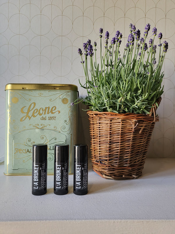 Natural lip balm