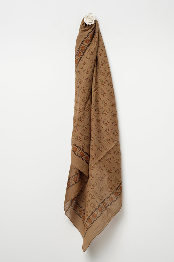 foulard in voile di cotone stampato