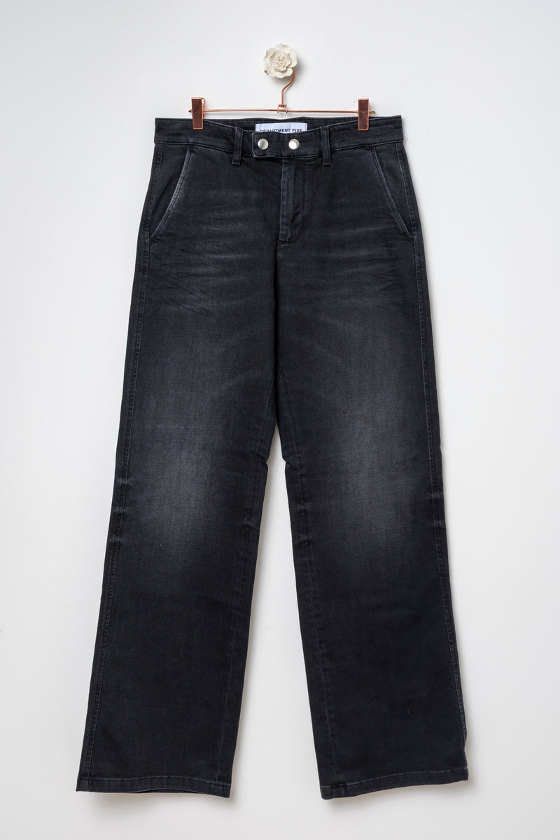 Black regular jeans