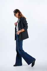 HIGH WAIST AND FLARED LEG JEANS