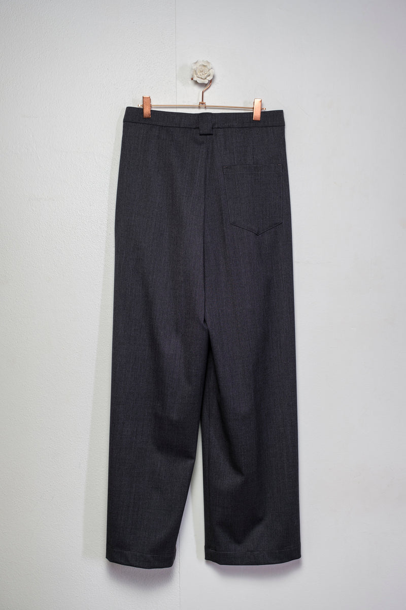 Pantalone con pinces