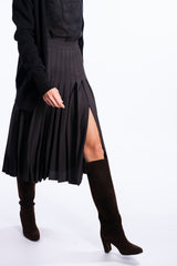 Black leather moccasin 