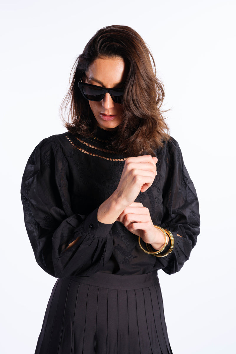 Camicia blusa ricamata