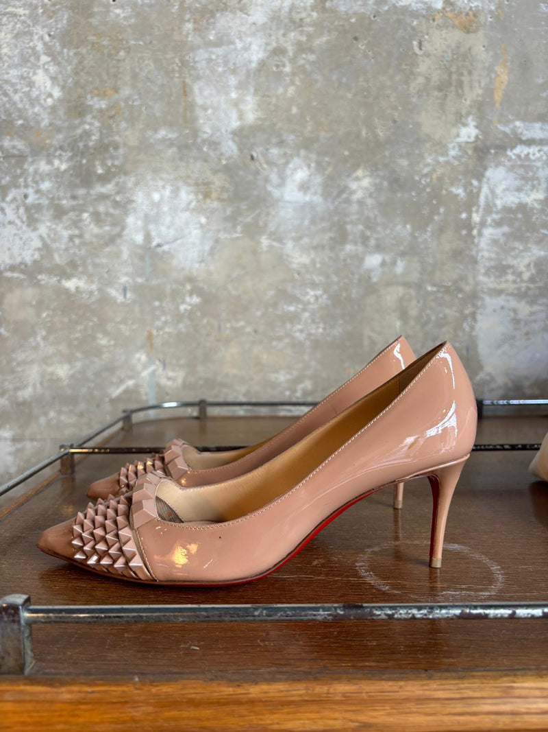 Louboutin in vernice
