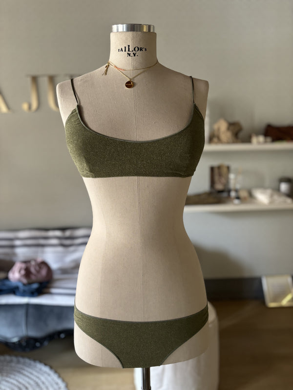 Costume a bralette