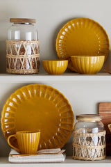 SET DI PIATTI YELLOW