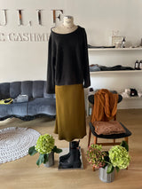 Maglia girocollo over soft cashmere
