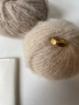 Anello 'roots'