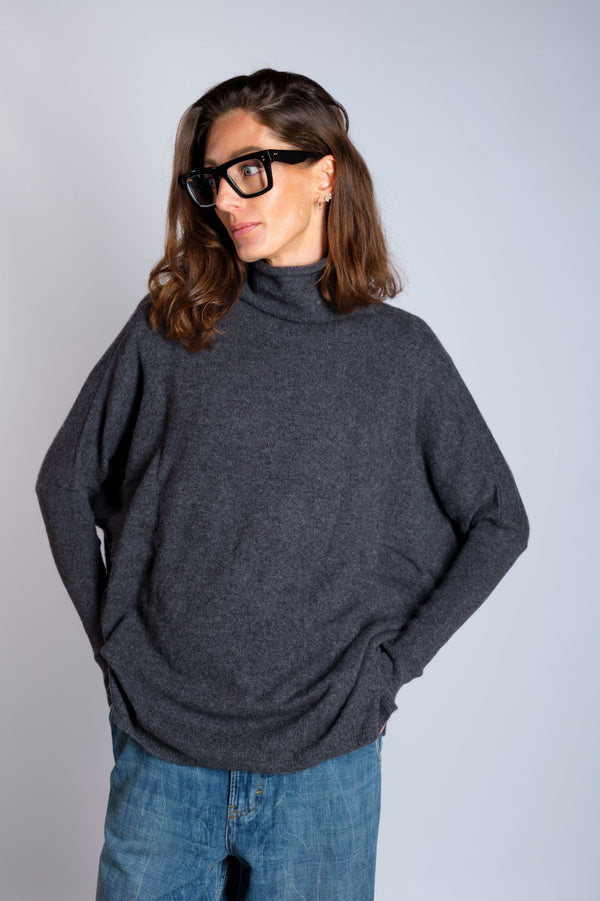 RESI | TURTLENECK