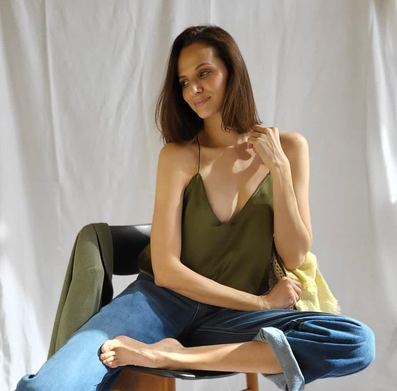 Military green top in viscose satin