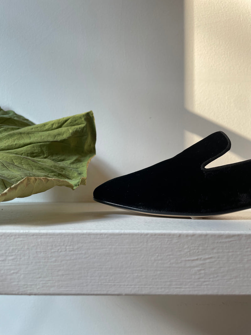 Scarpa nera velluto