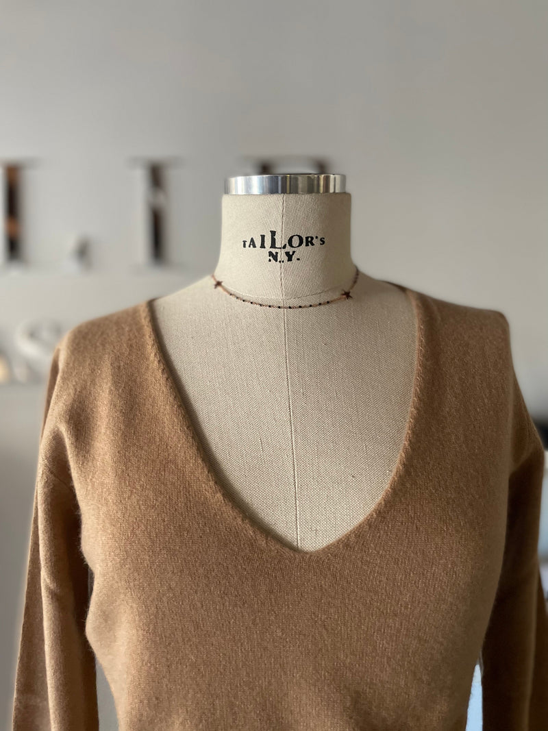 Jersey en cachemire en décolleté contre Sandy