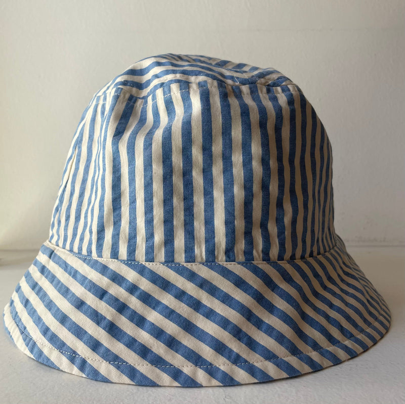 Chapeau rayé