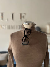 Chemise à collier haut
